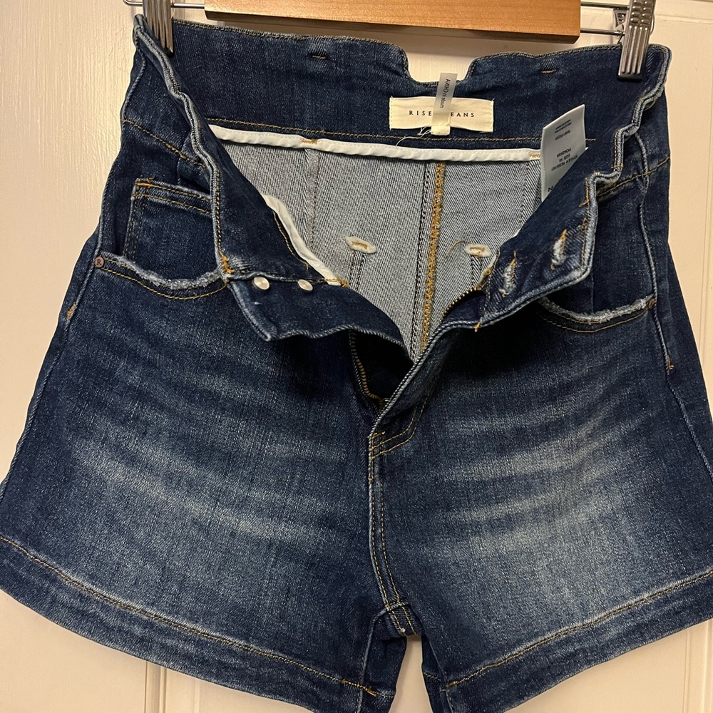 Risen high rise seamed detail Women's Shorts, medium